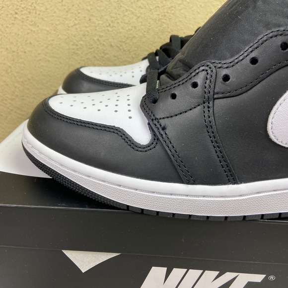 Nike Air Jordan 1 Retro High OG Shoes Mens 10.5 Black White Men DZ5485-010 NEW - Picture 8 of 15